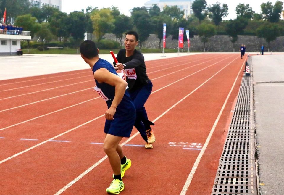 的耐力与坚, qKOcC, 救援总队训 的耐力与坚, qKOcC, 救援总队训